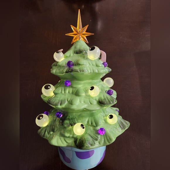 Disney Pixar Monsters Inc. Light Up Ceramic Christmas Tree NEW IN BOX (P01119) - Picture 2 of 4